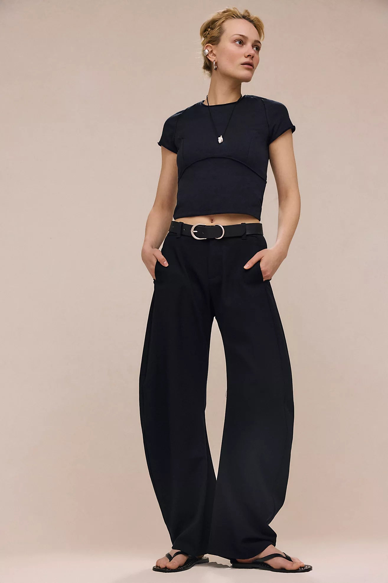 We The Free Protagonist Cropped Cap Sleeve Tee- Black