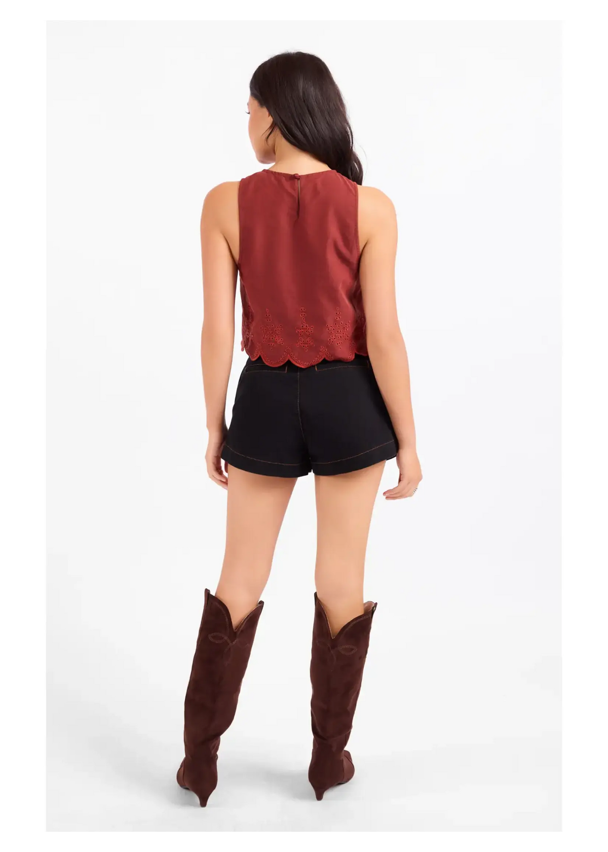 Tea Garden Scallop Hem Top