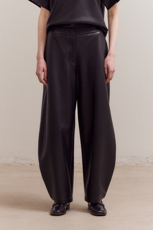 Loose Fit Vegan Leather Pants - Black