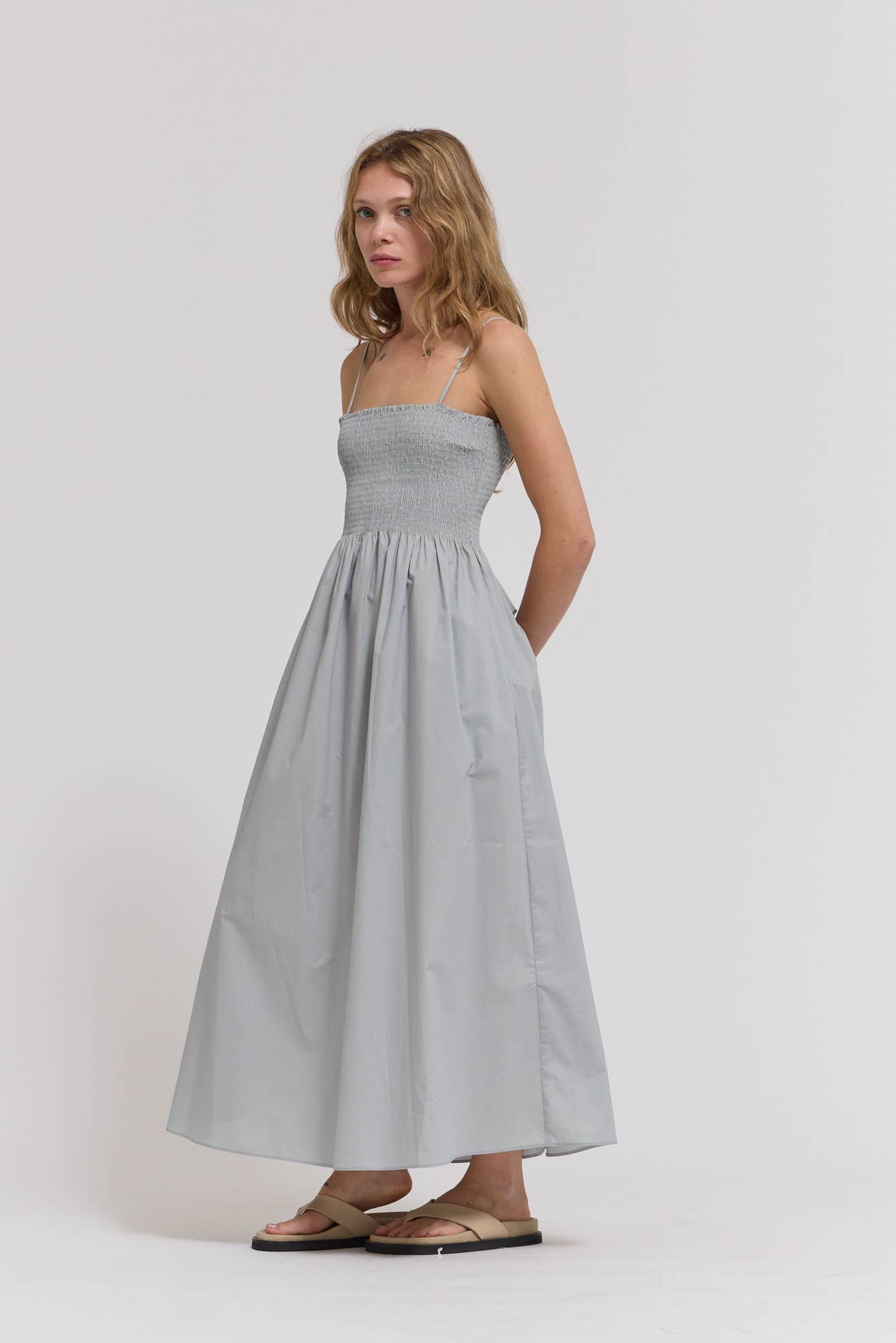  SMOCKED TOP MAXI DRESS