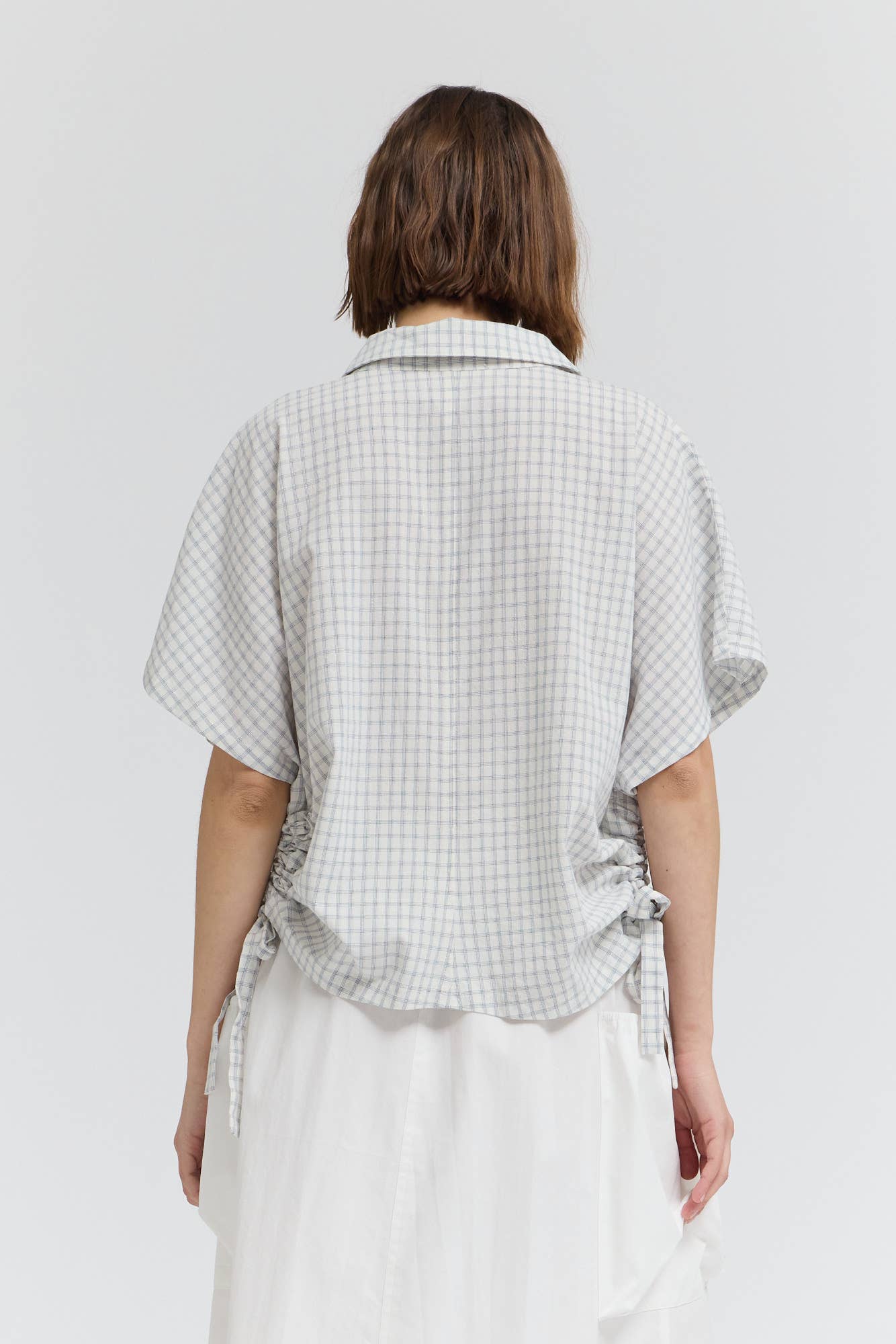 SIDE TIE SHORT SHIRT