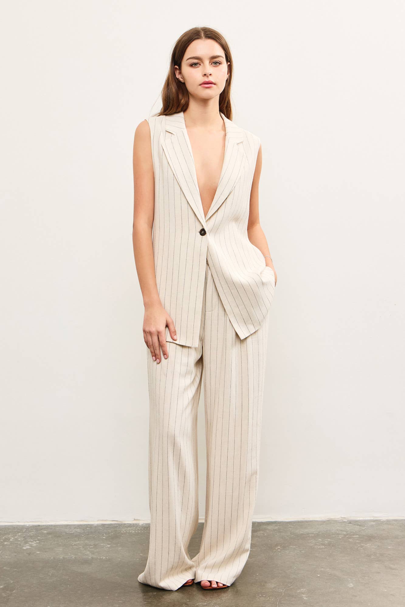 Oatmeal Sleeveless Striped Blazer
