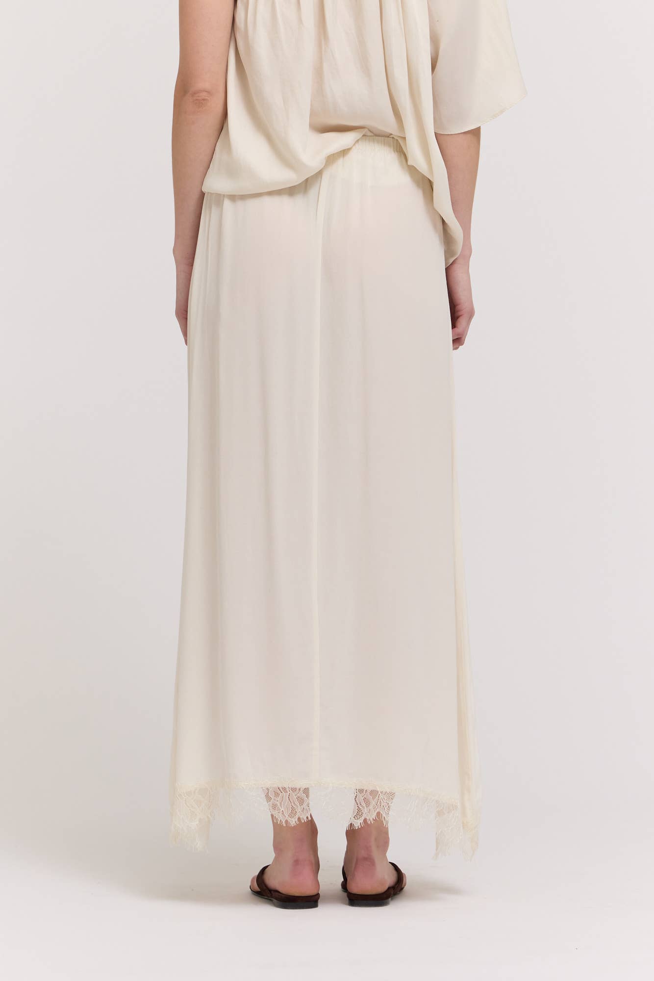  VISCOSE LACE SKIRT