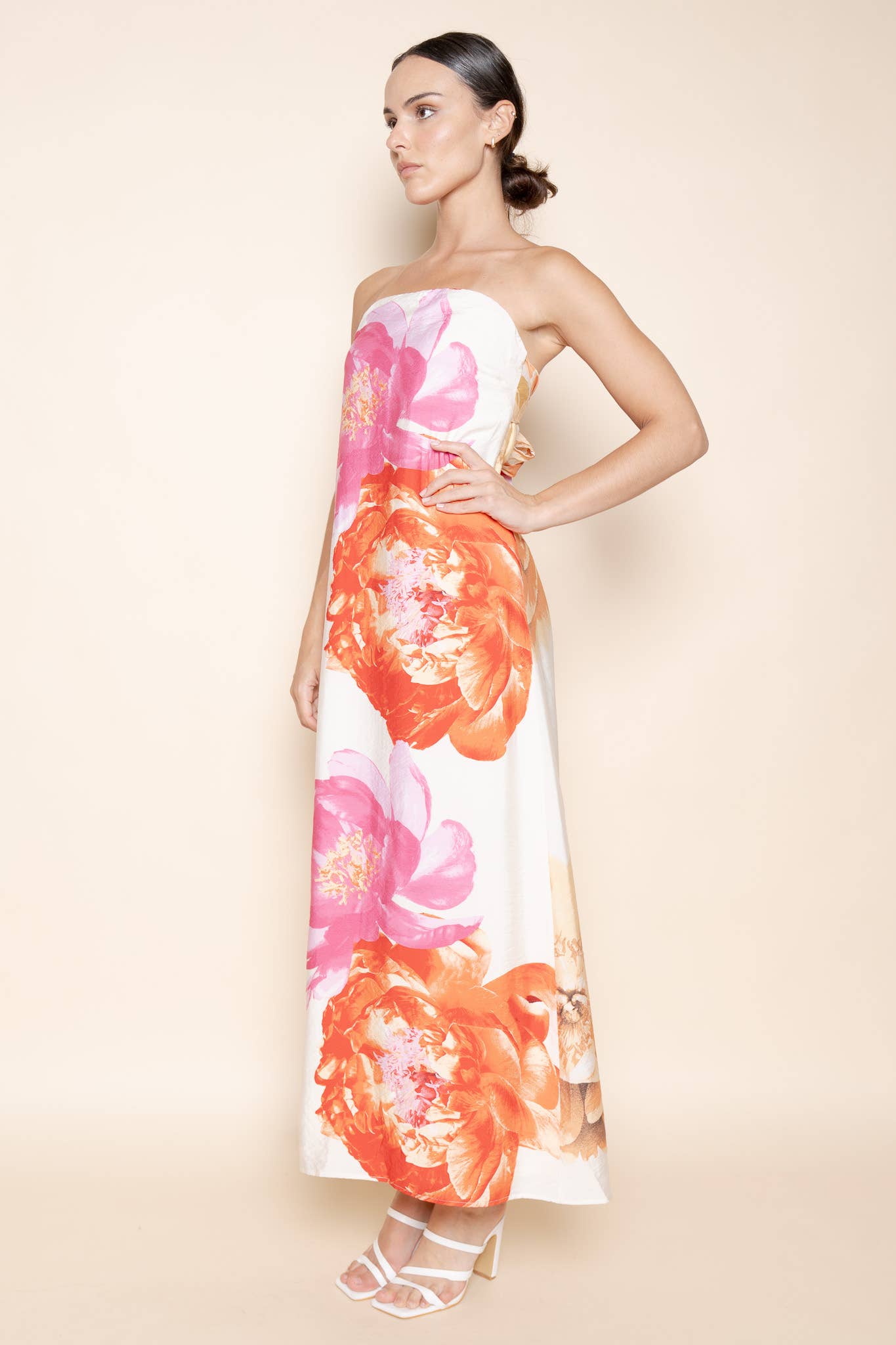 FLORAL STRAPLESS A LINE TIE BACK MAXI DRESS