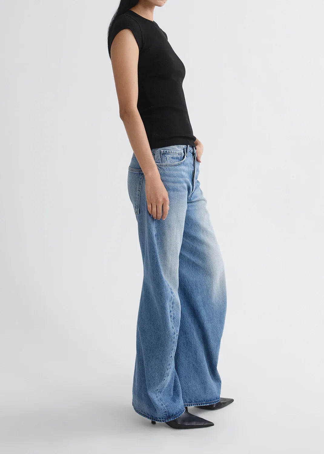 Spiral Jean Weightless - Venture