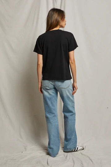 Perfect White Tee - Hendrix - Black