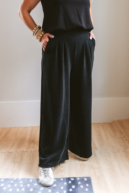 Black Wide Leg Pleated Pant