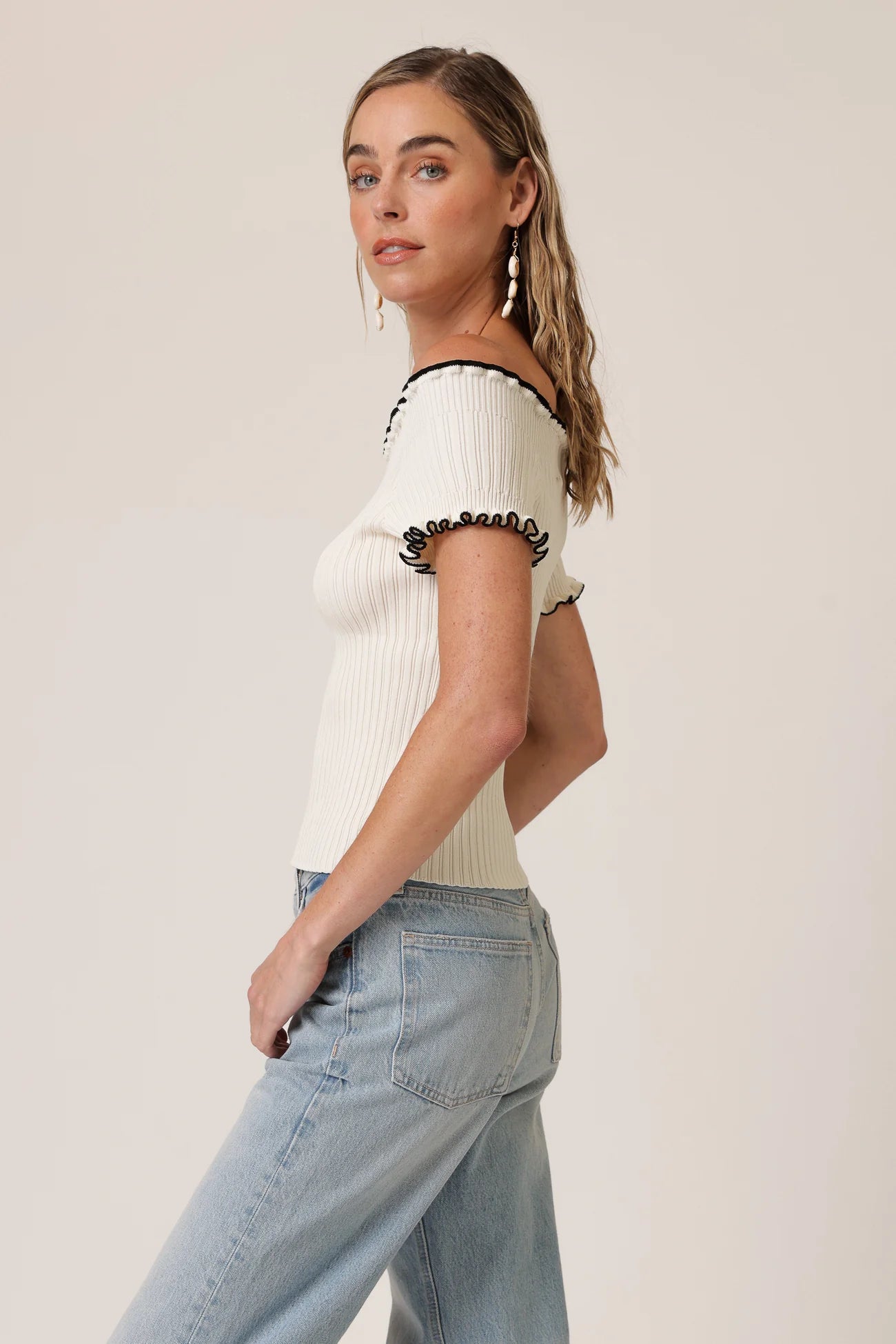 Reonny Off the Shoulder Sweater