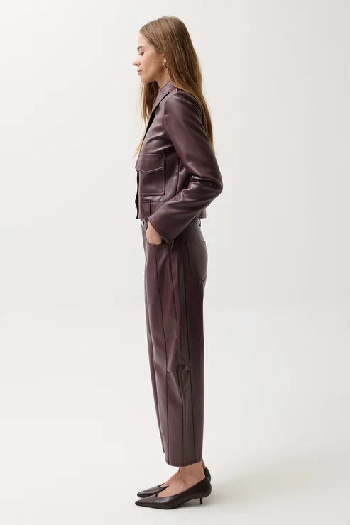 Eli High Rise Arched Leg Jean