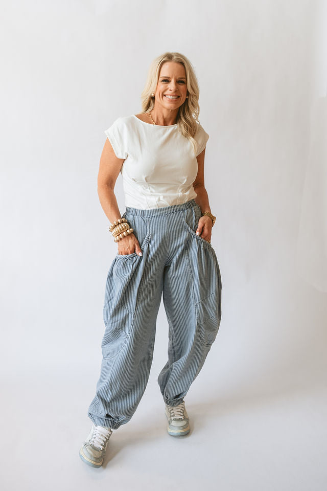 STRIPED DENIM DRAPED BARREL PANTS