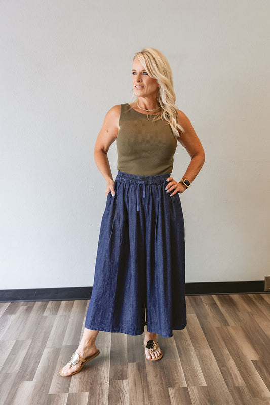 Chambray Pleated Wide Leg Pants