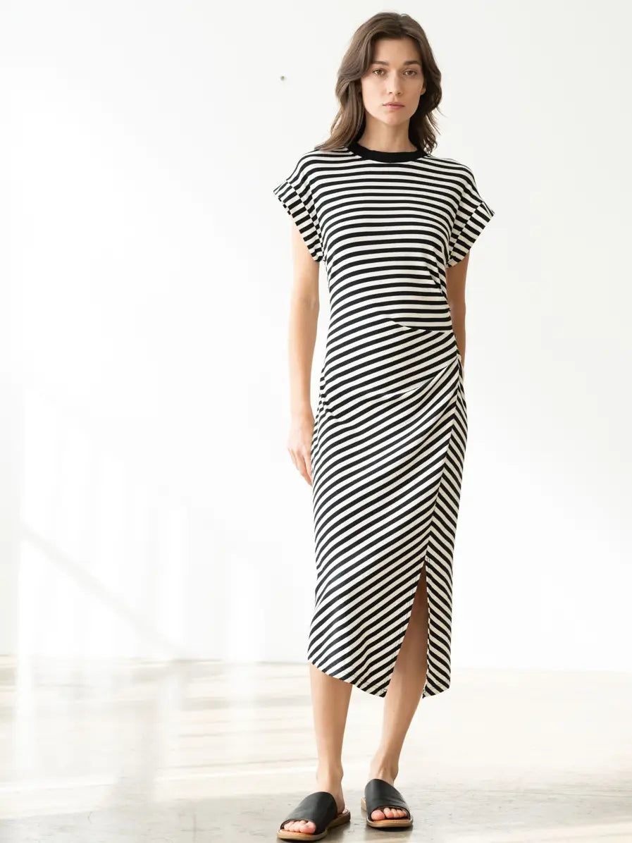 Black & White Side Pleated Long Dress