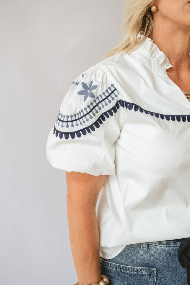 Embroidered Puff Sleeve Top