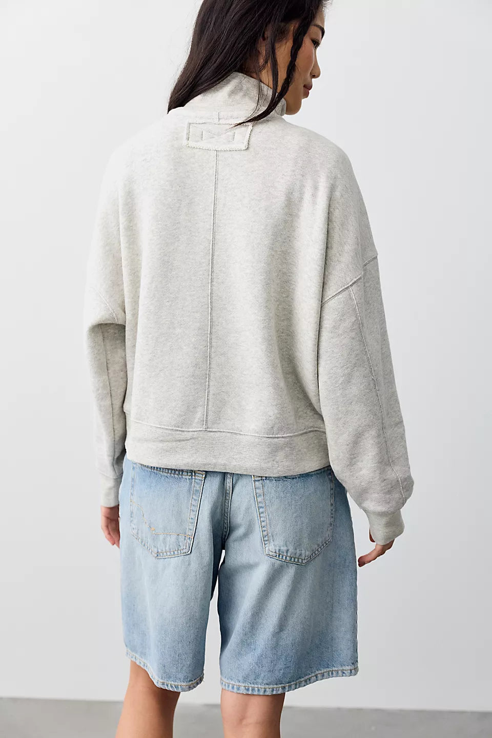 Timeless Pullover - Heather Grey