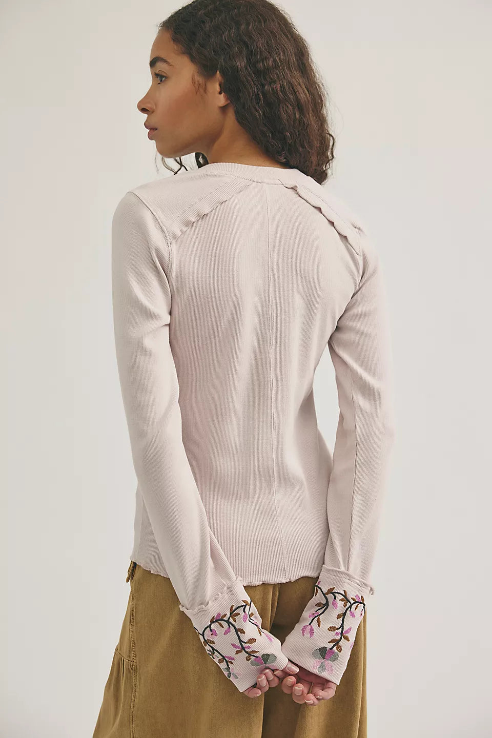Fleur Embroidered Cuff Henley - Lavender Combo