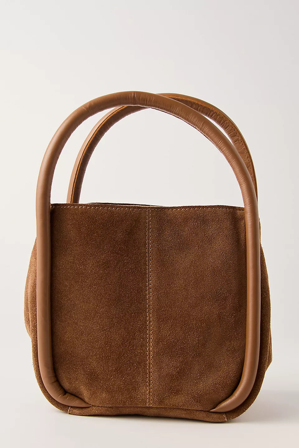 Barlow Bucket Bag - Cognac
